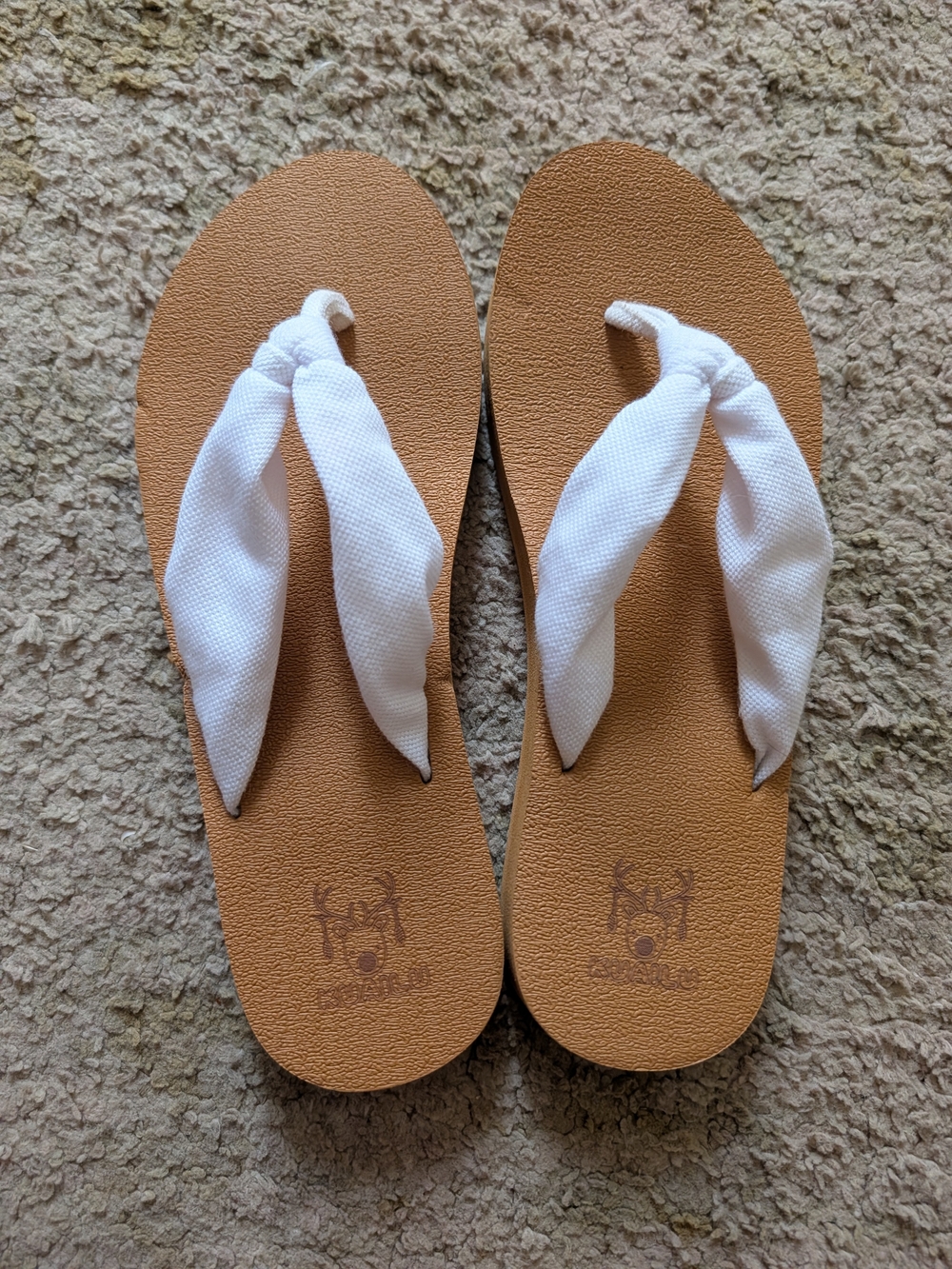 KuaiLu Flip Flops for Women with Arch Support Summer Beach Thong Sandals
Comfort